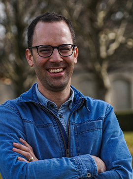 ckb_portrait_hochformat_Lukas_Schoenenberger